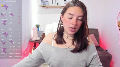 Aamy  online show from December 8, 10:03 pm