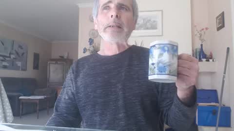 Aalex1717 online show from April 4, 1:30 pm