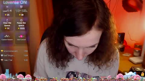 Snapshot of aamazingjoi chatting on February 15, 10:10 pm Katie online show from February 15, 10:10 pm