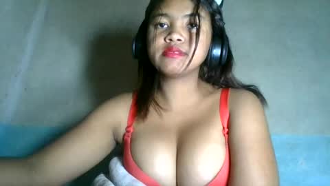 Snapshot of aariciah chatting on June 29, 10:48 am aariciah online show from June 29, 10:48 am