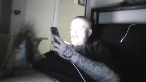 Snapshot of aarmun37 chatting on December 12, 2:26 am aarmun37 online show from December 12, 2:26 am