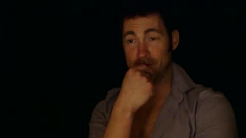 Snapshot of aaron_0124 chatting on April 16, 1:28 am aaron_0124 online show from April 16, 1:28 am