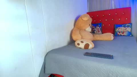 Aaron y Antonella online show from September 21, 8:43 pm