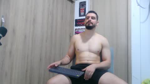 Aaron kwok online show from November 15, 11:32 pm