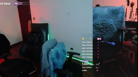 Snapshot of aaron_malikk chatting on April 2, 3:37 am aaron_malikk online show from April 2, 3:37 am