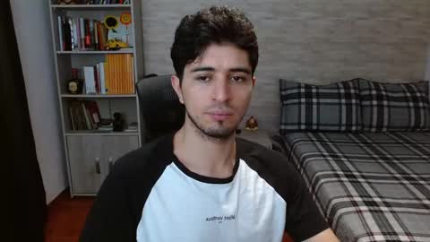 Aaron online show from November 11, 5:13 pm