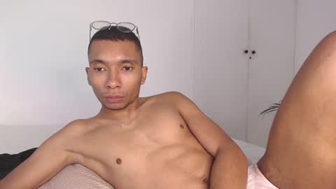 Heyy my name is Aaron online show from February 17, 5:10 pm