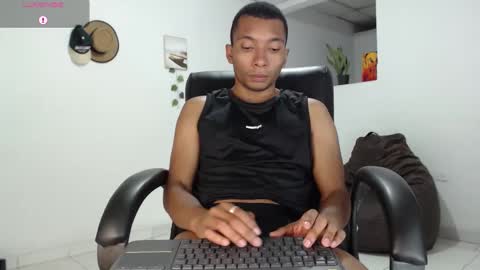 Heyy my name is Aaron online show from September 18, 8:38 am