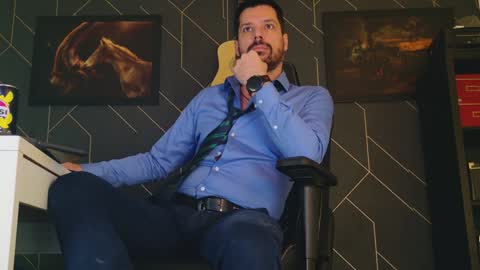 Aaron online show from February 5, 6:13 am