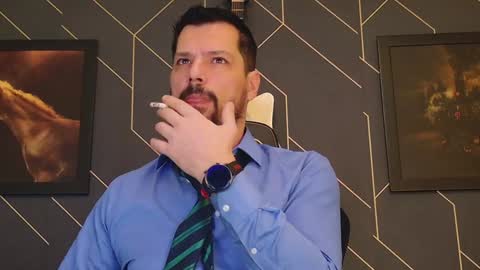 Aaron online show from February 5, 2:26 pm