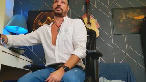 Aaron online show from October 11, 12:15 pm