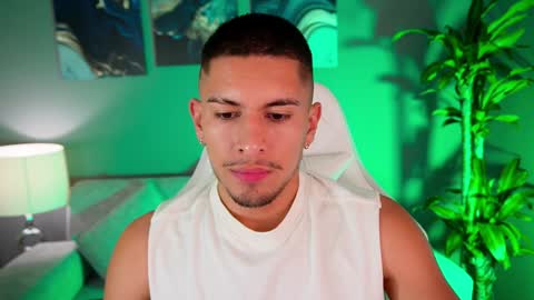 AARON  online show from January 7, 3:24 am