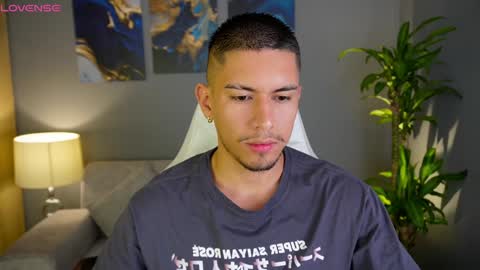 AARON  online show from January 8, 10:15 am