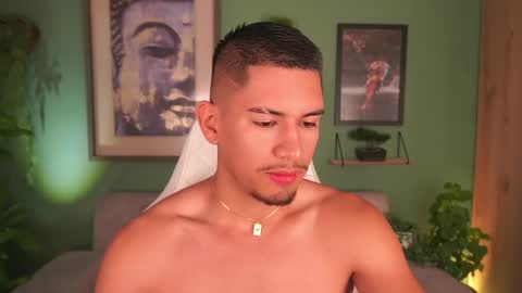 AARON  online show from February 11, 11:54 am