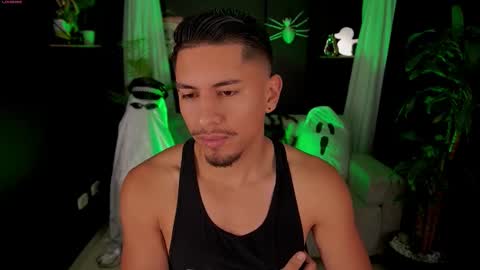 AARON  online show from October 10, 2:16 pm