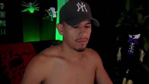 AARON  online show from October 20, 1:00 pm