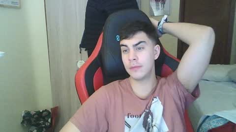 aaronlavine online show from December 26, 9:26 pm