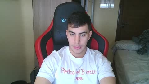 aaronlavine online show from February 7, 2:15 pm