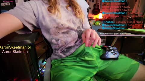 Aaron Skeetman online show from December 23, 12:30 pm