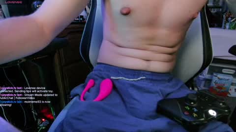 Aaron Skeetman online show from April 15, 3:02 am