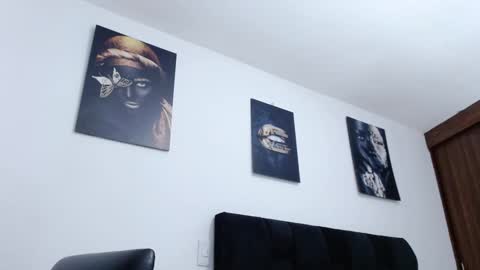 aaronteylor online show from December 4, 10:51 pm