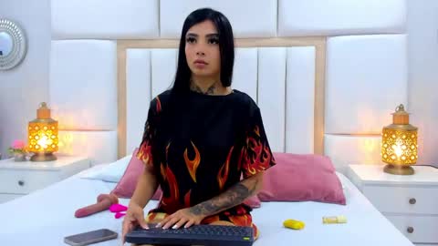Abanny Rogers  online show from May 23, 12:31 pm