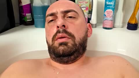 abas1986 online show from January 6, 9:46 am