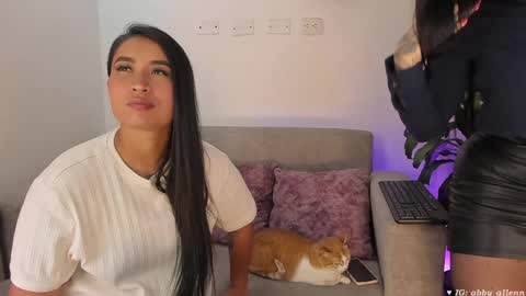 Snapshot of abbey_allen chatting on January 11, 11:35 pm Abbey  IG abby allenn  04 December Online at  I will be on vacation dont forget me  See you soon   online show from January 11, 11:35 pm