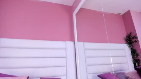 abbey_walker online show from January 29, 9:23 am