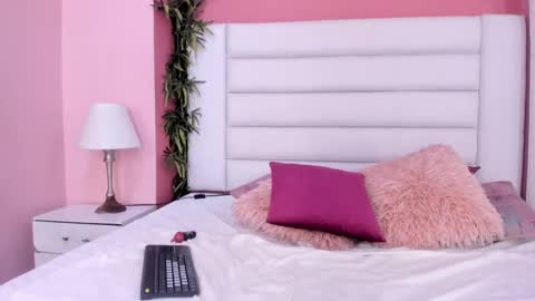 abbey_walker online show from February 26, 3:10 am