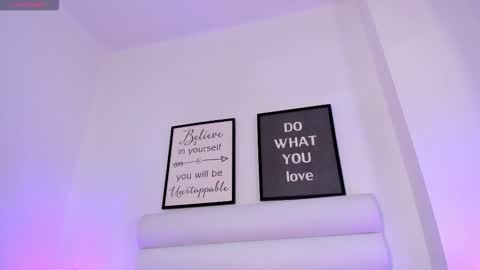 Snapshot of abbey_walker chatting on March 3, 11:16 am abbey_walker online show from March 3, 11:16 am