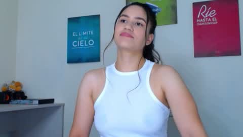 Abbie Hard  --------------- Streaming from 0800 - 0400 UTC-5 online show from December 21, 7:38 pm