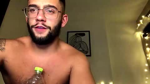 Snapshot of abbie_xo1 chatting on September 29, 7:51 pm Abbie xo online show from September 29, 7:51 pm