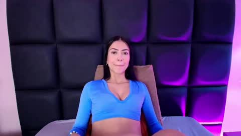 Snapshot of abbiejoness_ chatting on May 11, 11:38 am Abbie Joness online show from May 11, 11:38 am