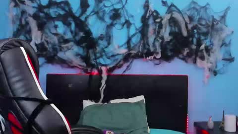 Abbigail Fuster  online show from December 7, 7:54 pm