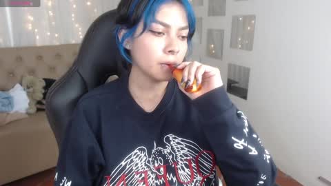 Abbi online show from December 9, 11:13 pm