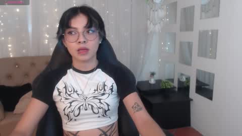 Abbi online show from December 28, 8:36 pm