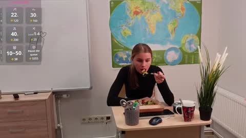 ABBY LAKER online show from December 8, 5:44 pm