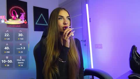 ABBY LAKER online show from October 11, 6:12 am