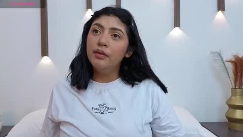 Snapshot of abby_millerr_ chatting on February 17, 12:23 pm Abbygail online show from February 17, 12:23 pm