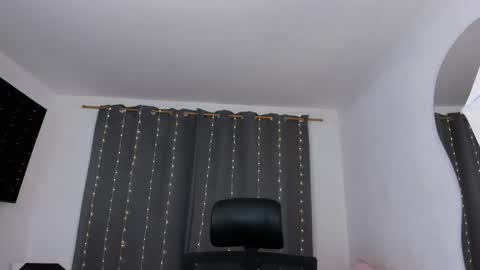 Snapshot of abby_parker1 chatting on October 25, 11:10 pm Abby online show from October 25, 11:10 pm