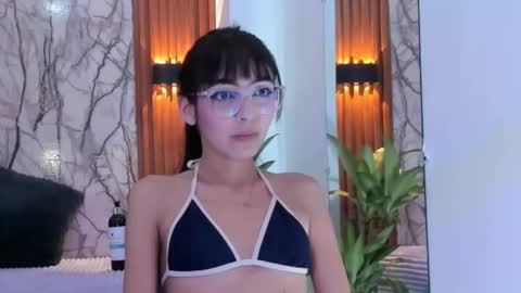 abbybennett1 online show from October 25, 11:07 am