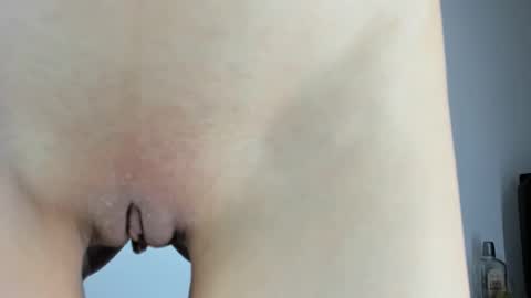 sara online show from February 1, 11:48 pm