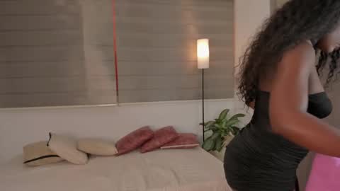 Abby Linx online show from September 26, 12:20 pm