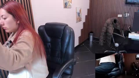 Abby Stones online show from November 10, 11:09 am