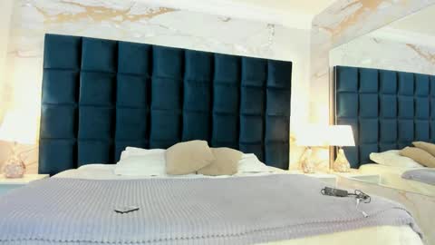 Abigail online show from November 6, 12:06 pm