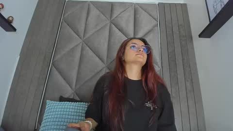 Snapshot of abbywathson chatting on September 12, 7:58 pm A B B Y online show from September 12, 7:58 pm