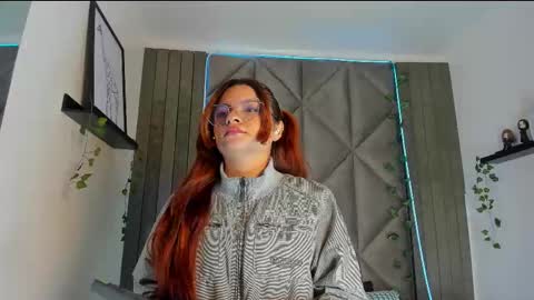 Snapshot of abbywathson chatting on November 9, 11:41 am A B B Y online show from November 9, 11:41 am