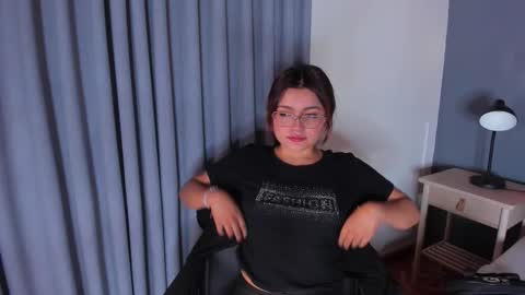 Snapshot of abbywathson chatting on December 15, 11:36 am A B B Y online show from December 15, 11:36 am