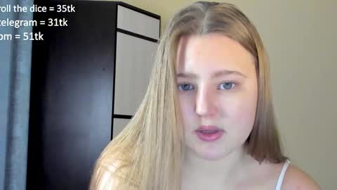 Snapshot of abbywyte chatting on January 26, 1:36 pm Abby    Stream at Sat  Sun  Mon  Fri online show from January 26, 1:36 pm